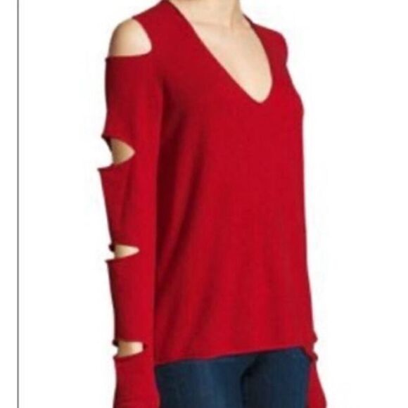 Red Skull Cashmere Slashed Sleeve sweater C49 - Picture 1 of 8